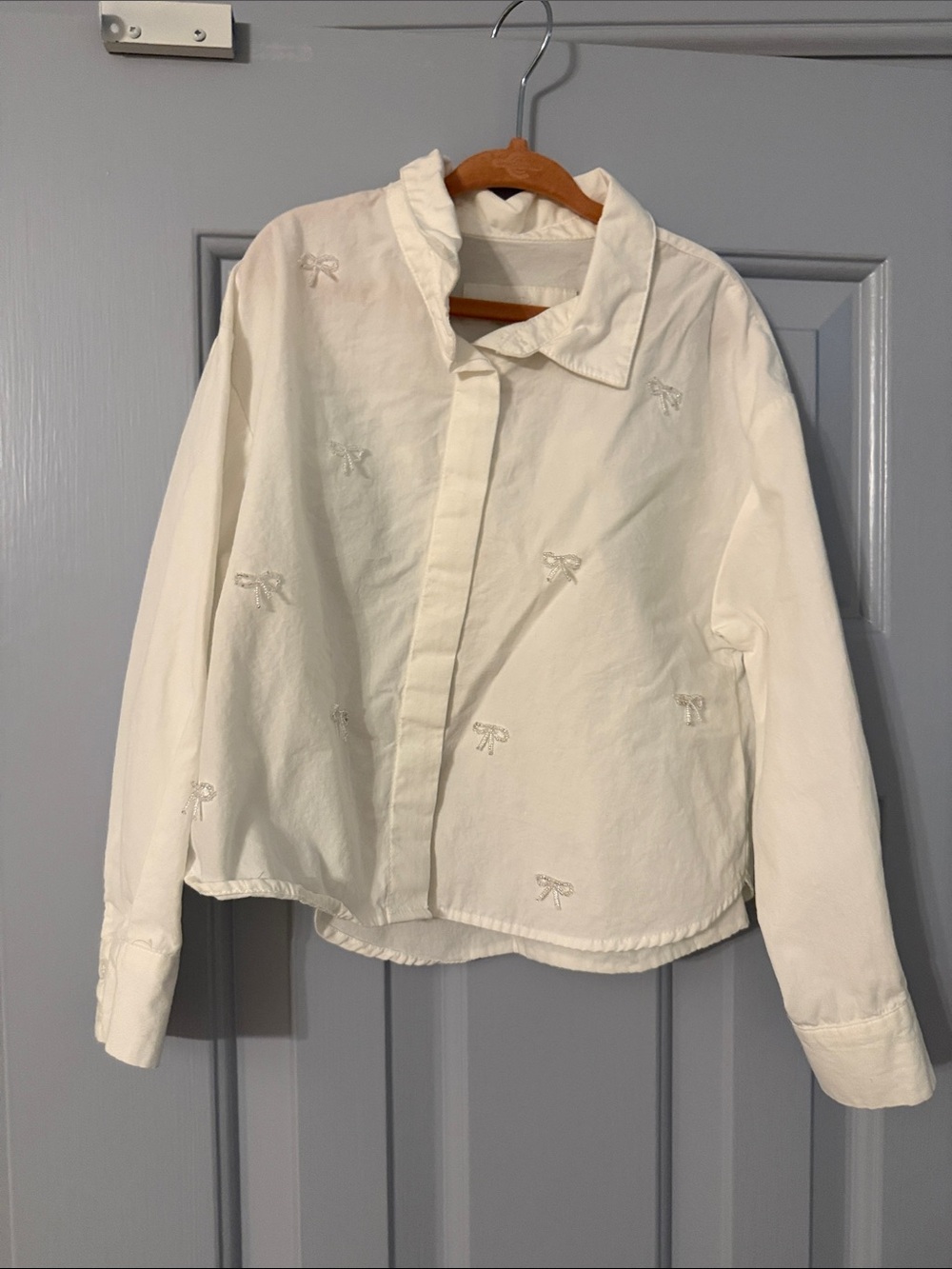 Zara White Classic Button-Up Shirt